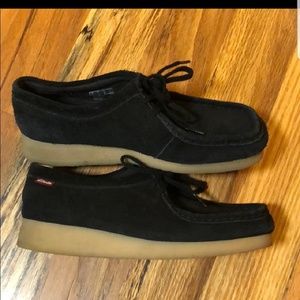 clark wallabies womans size 8